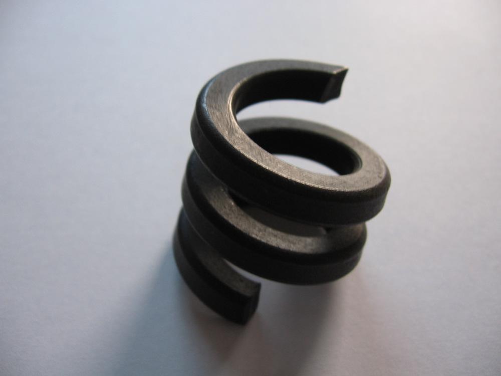 <a href='http://www.43u8.cn/' target='_blank'><u>空气弹簧</u></a>之弹簧垫圈